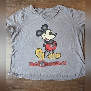 Walt Disney World Shirt Faded Style Gray Black Mickey Mouse Parks Ladies size 1X